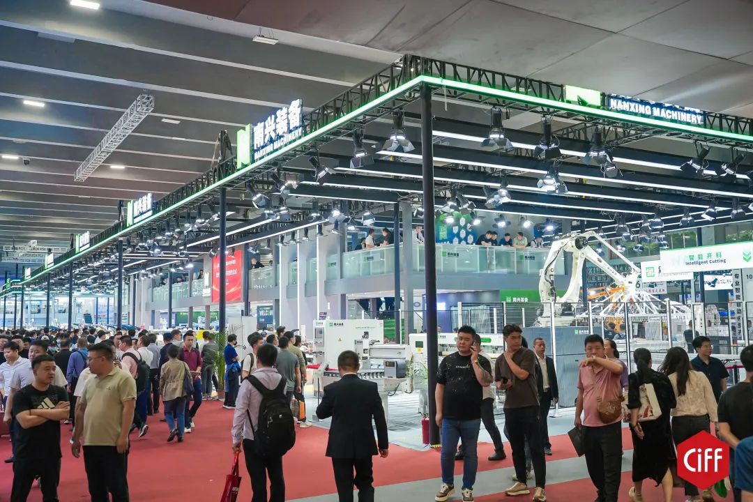 官方定档!2027中国家博会·CIFF广州家具生产设备展览会